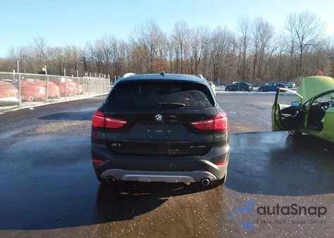 2019 BMW X1 xDrive28I z USA, uszkodzony, nr VIN WBXHT3C50K3H36236